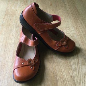 Baliou Brown Walking Shoe